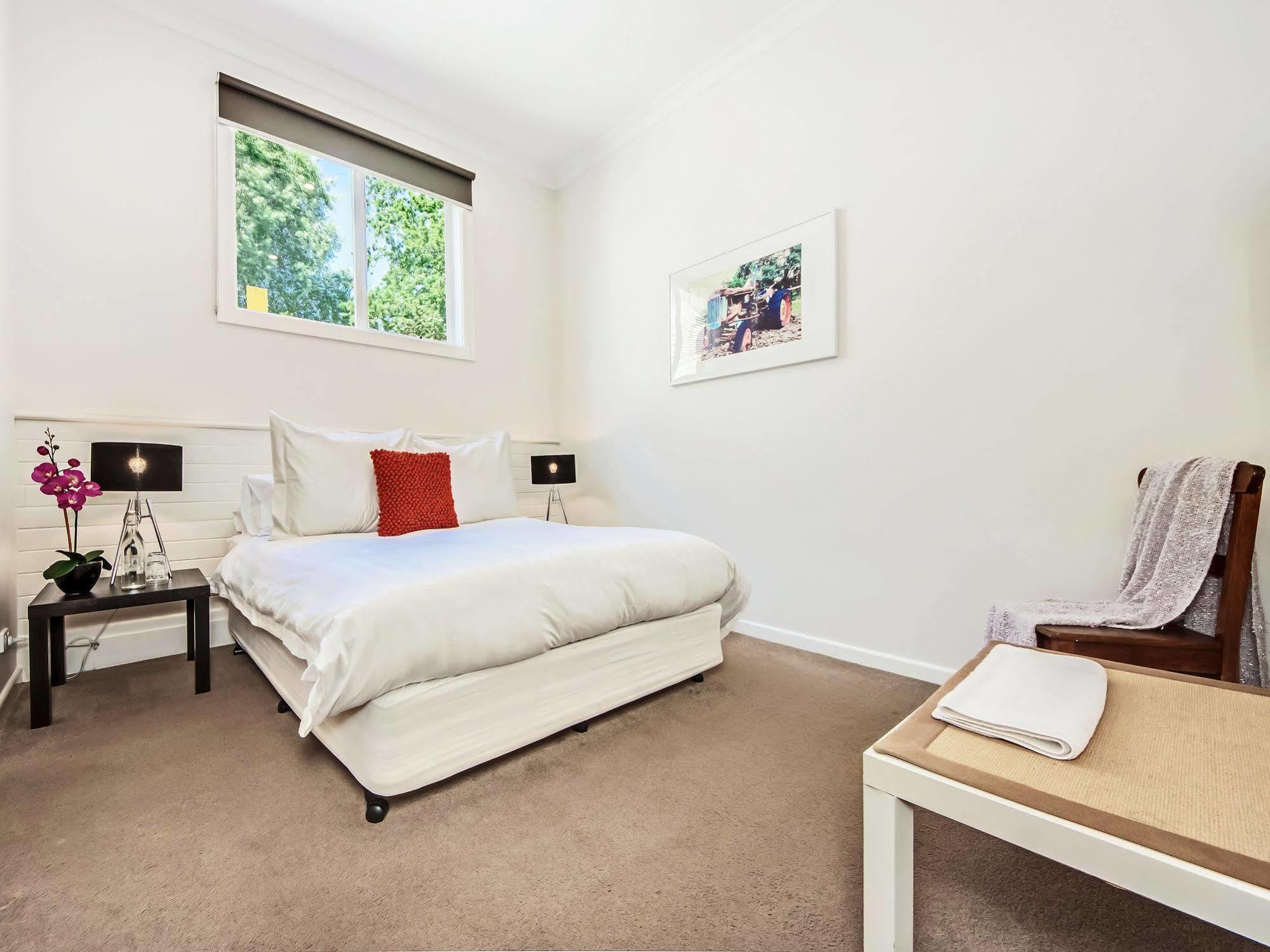 Tuck Inn Yarra Valley Хилсвилл Экстерьер фото